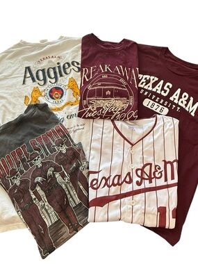 Texas A&M Lot of 5 Collegiate T-Shirts Men’s Size Medium/Large Aggies 12th Man